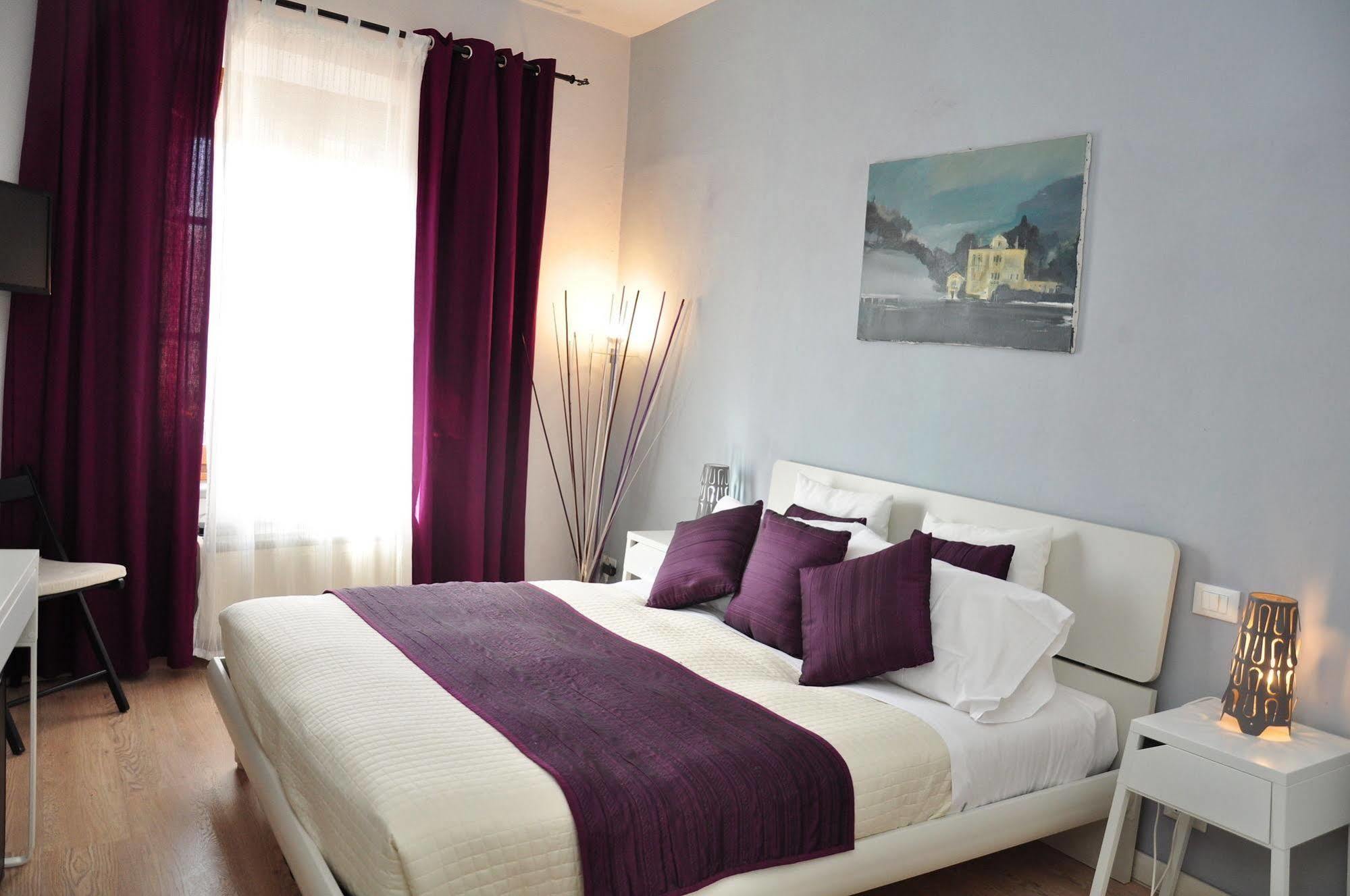 At Home Bed And Breakfast Lucca Bagian luar foto