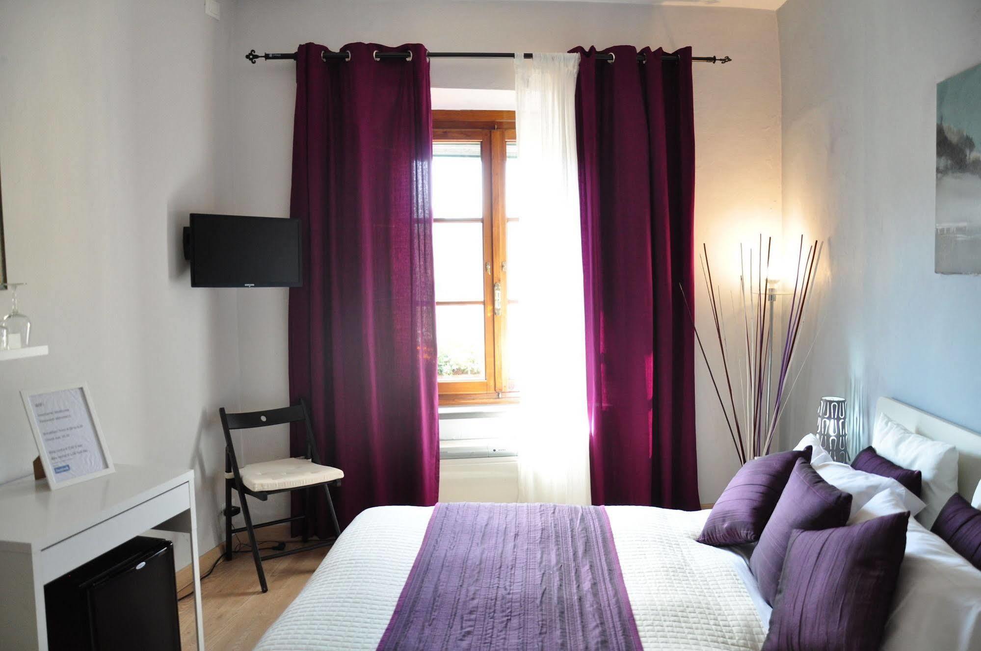 At Home Bed And Breakfast Lucca Bagian luar foto